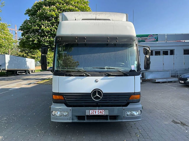 Mercedes-benz 823l vrachtwagen - afbeelding 12 van  37