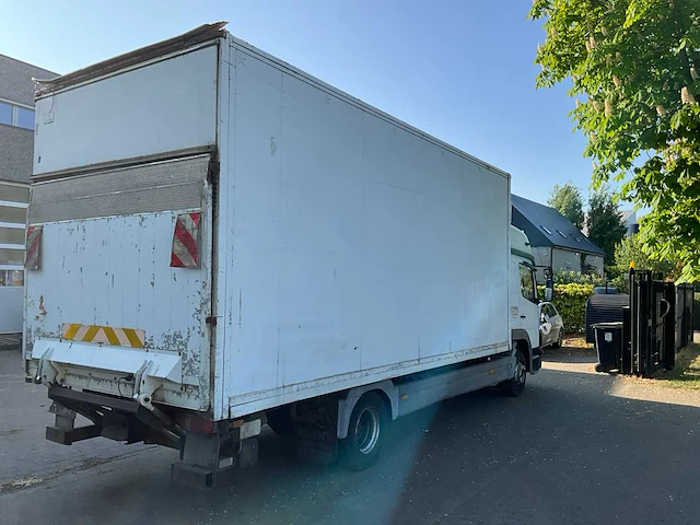 Mercedes-benz 823l vrachtwagen - afbeelding 32 van  37