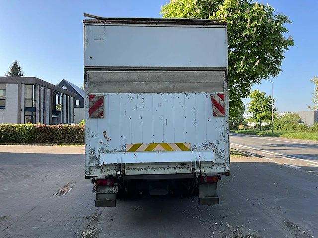 Mercedes-benz 823l vrachtwagen - afbeelding 33 van  37