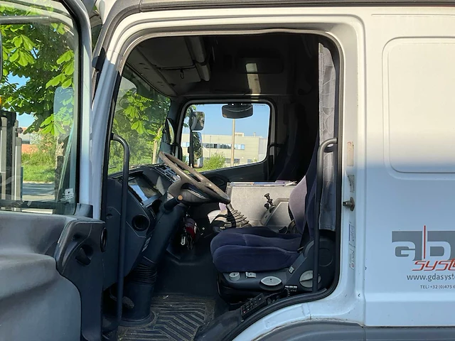 Mercedes-benz 823l vrachtwagen - afbeelding 35 van  37