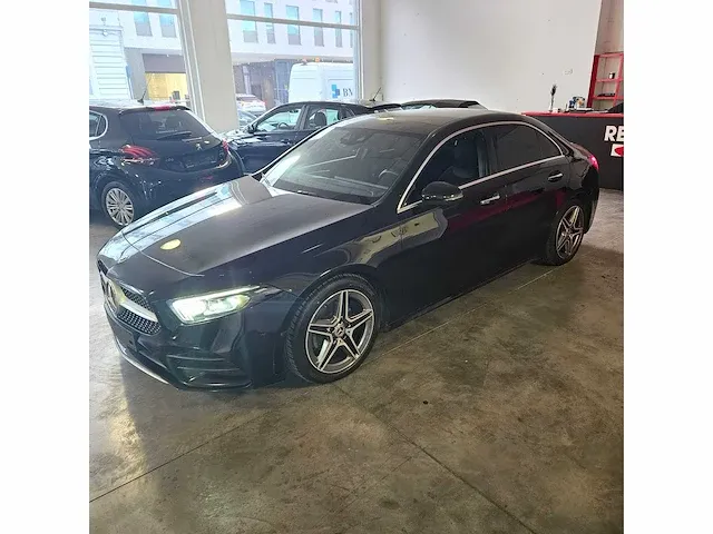 Mercedes-benz a 200d, 2021 - afbeelding 1 van  15