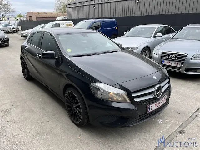 Mercedes-benz a160 cdi - 2015 - afbeelding 8 van  14