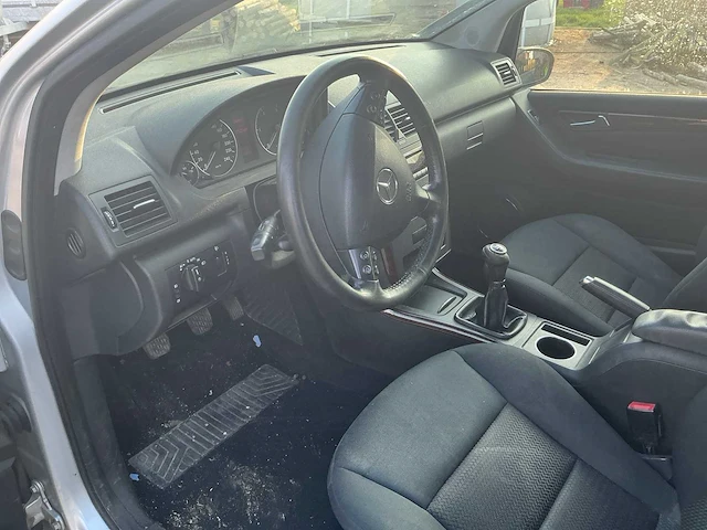 Mercedes-benz a180cdi stationwagen - afbeelding 7 van  60