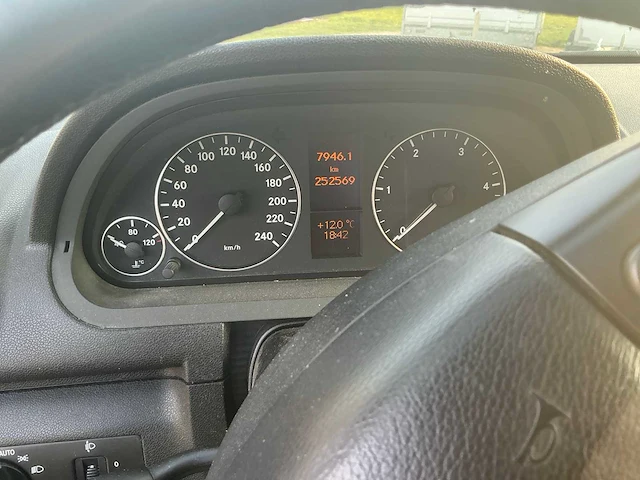Mercedes-benz a180cdi stationwagen - afbeelding 11 van  60