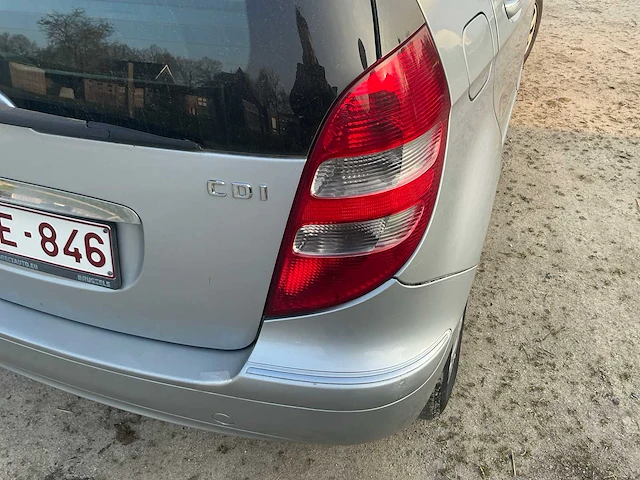 Mercedes-benz a180cdi stationwagen - afbeelding 32 van  60