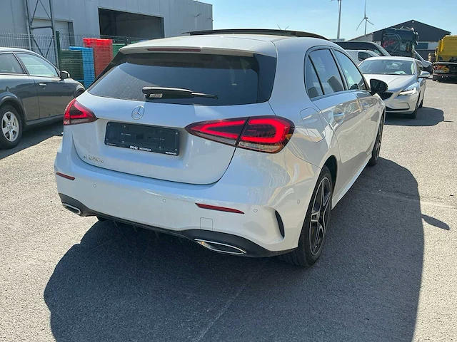 Mercedes-benz a250e personenwagen - afbeelding 14 van  18