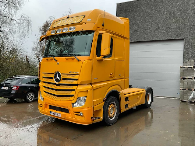 Mercedes-benz actros - 2015 - afbeelding 1 van  17