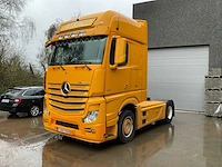 Mercedes-benz actros - 2015 - afbeelding 1 van  17