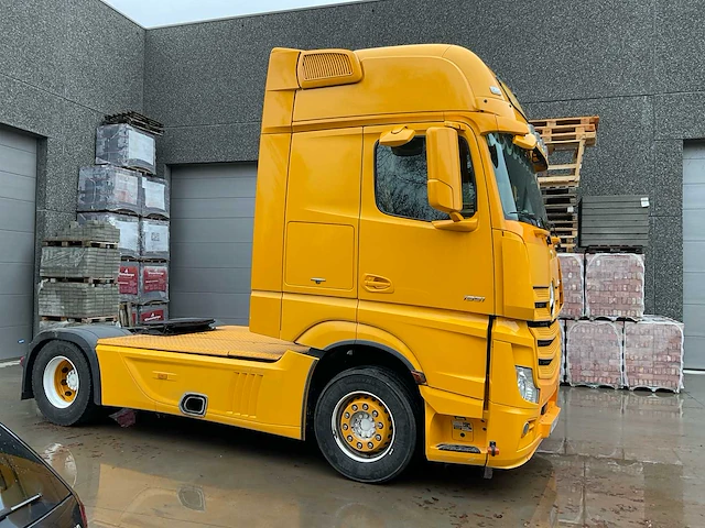 Mercedes-benz actros - 2015 - afbeelding 11 van  17