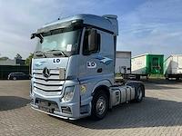 Mercedes-benz actros 1945 trekker