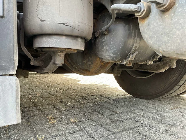 Mercedes-benz actros 1945 trekker - afbeelding 28 van  43