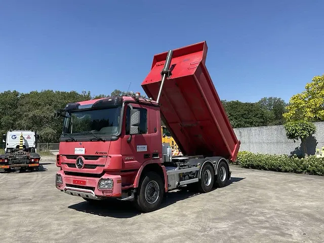 Mercedes-benz actros 2644 vrachtwagen - afbeelding 34 van  51