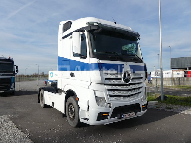 Mercedes-benz actros trekker (2015-605.348 km-vin:wdb9634031l971632) - afbeelding 12 van  31
