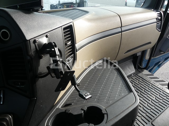 Mercedes-benz actros trekker (2017-690.339 km-vin:wdb96340310141358) - afbeelding 4 van  25