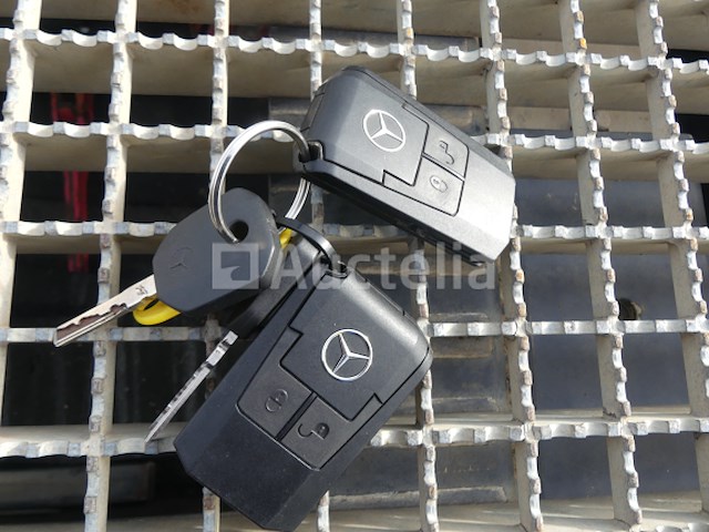 Mercedes-benz actros trekker (2017-690.339 km-vin:wdb96340310141358) - afbeelding 11 van  25