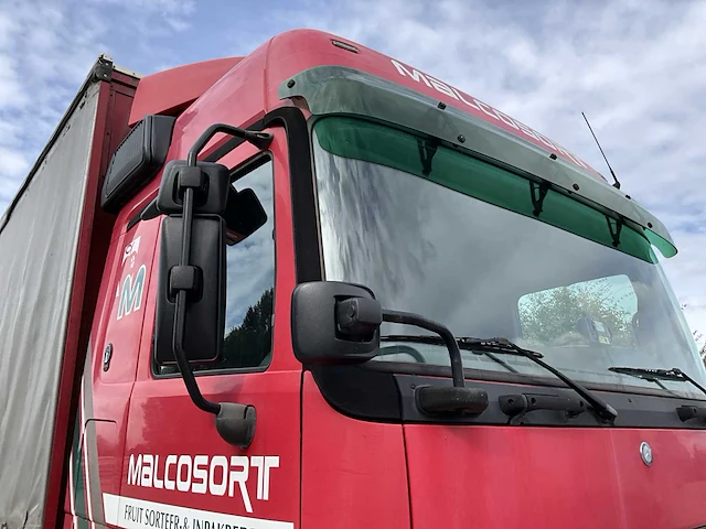 Mercedes-benz actros vrachtwagen - afbeelding 11 van  35
