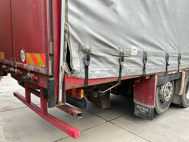 Mercedes-benz actros vrachtwagen - afbeelding 16 van  35