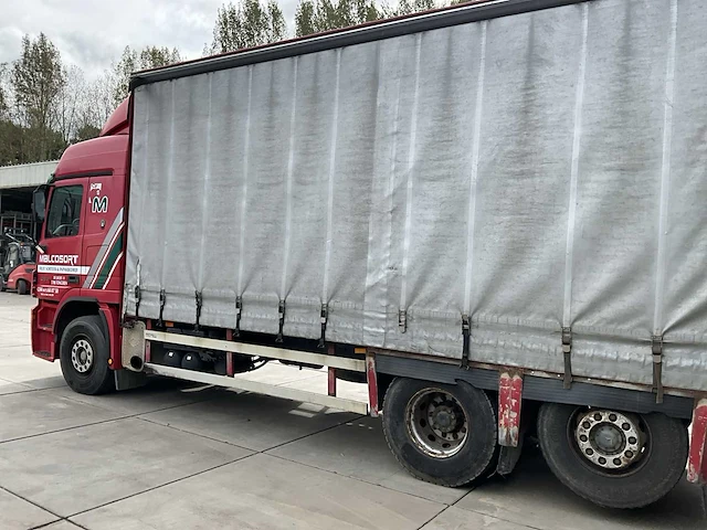 Mercedes-benz actros vrachtwagen - afbeelding 32 van  35