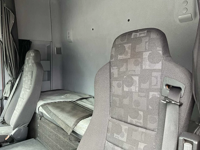 Mercedes-benz actros vrachtwagen - afbeelding 35 van  35