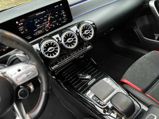 Mercedes-benz amg a 35, 2019 - afbeelding 6 van  24