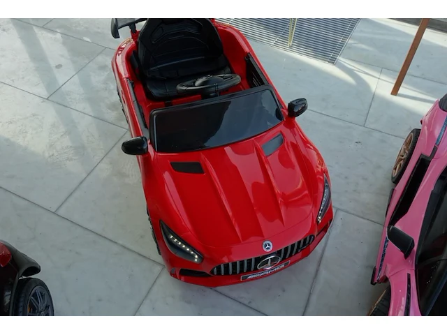 Mercedes benz amg gt-r - afbeelding 4 van  4
