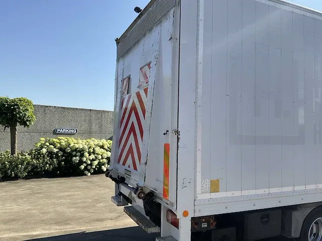 Mercedes-benz atego 1224 vrachtwagen - afbeelding 37 van  40