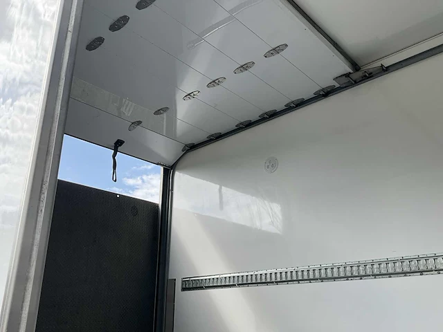 Mercedes-benz atego 1318 - 2019 - koelvrachtwagen - afbeelding 58 van  96