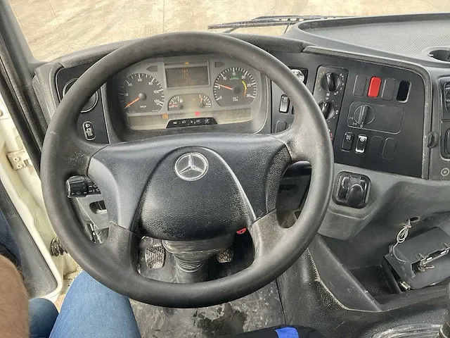 Mercedes-benz axor 3028 vrachtwagen / betonmixer - afbeelding 3 van  45