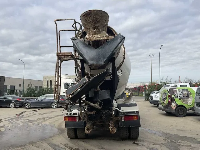 Mercedes-benz axor 3028 vrachtwagen / betonmixer - afbeelding 21 van  45