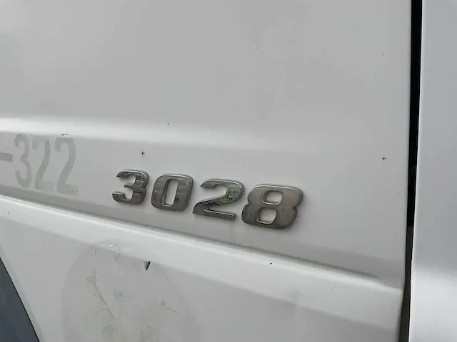 Mercedes-benz axor 3028 vrachtwagen / betonmixer - afbeelding 37 van  45
