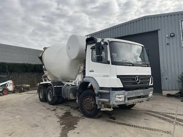 Mercedes-benz axor 3028 vrachtwagen / betonmixer - afbeelding 44 van  45