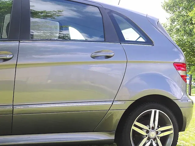 Mercedes-benz b 180 cdi - afbeelding 2 van  53
