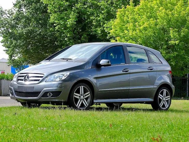 Mercedes-benz b 180 cdi - afbeelding 12 van  53