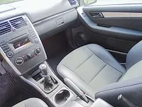 Mercedes-benz b 180 cdi - afbeelding 32 van  53