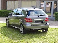 Mercedes-benz b 180 cdi - afbeelding 23 van  53