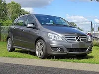 Mercedes-benz b 180 cdi - afbeelding 45 van  53