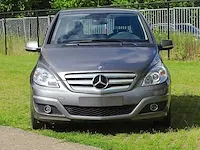 Mercedes-benz b 180 cdi - afbeelding 50 van  53