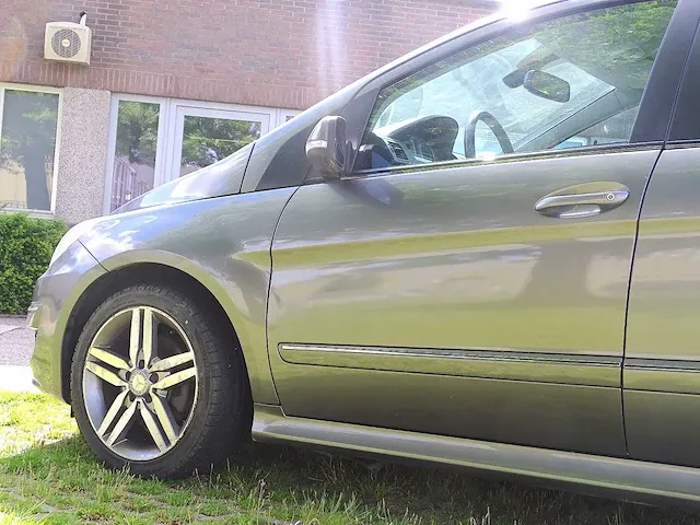Mercedes-benz b 180 cdi - afbeelding 53 van  53