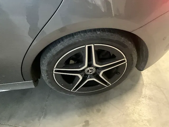 Mercedes-benz b180d - 2019 - afbeelding 8 van  24