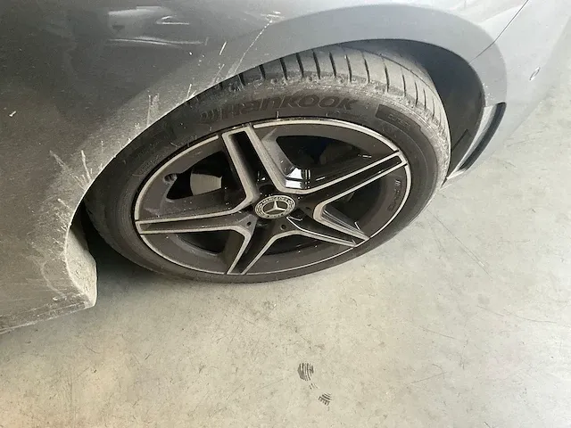 Mercedes-benz b180d - 2019 - afbeelding 10 van  24