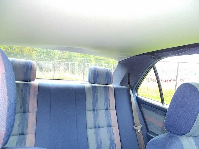 Mercedes-benz c 180 'esprit', lg-xx-23 - afbeelding 17 van  53