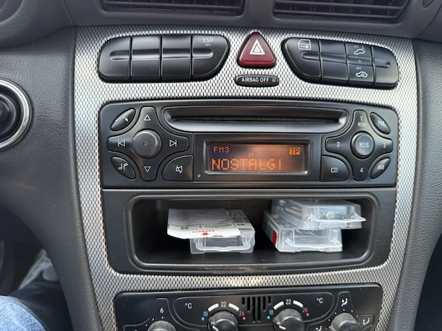Mercedes-benz c 180,2003 - afbeelding 2 van  31