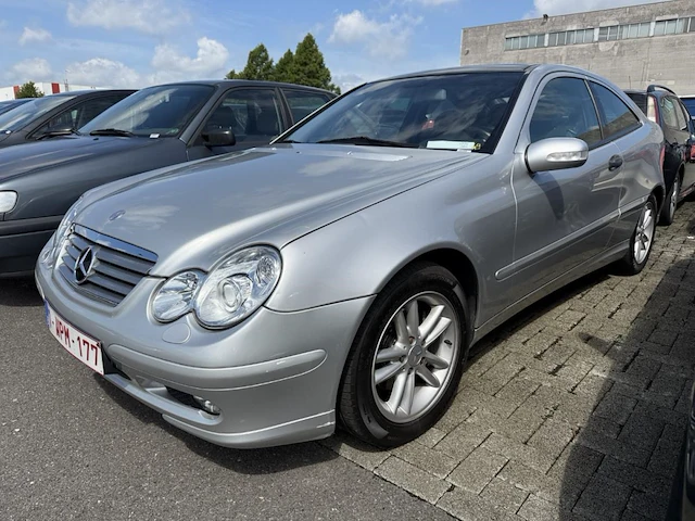 Mercedes-benz c 180,2003 - afbeelding 1 van  31