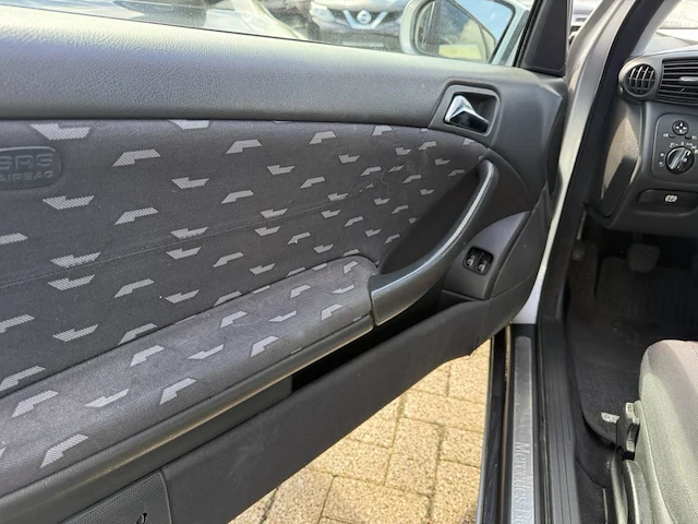 Mercedes-benz c 180,2003 - afbeelding 28 van  31