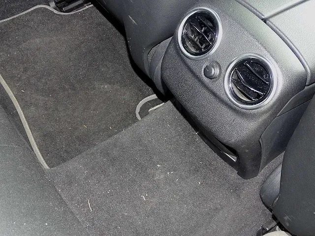Mercedes-benz c 200d estate - afbeelding 18 van  51
