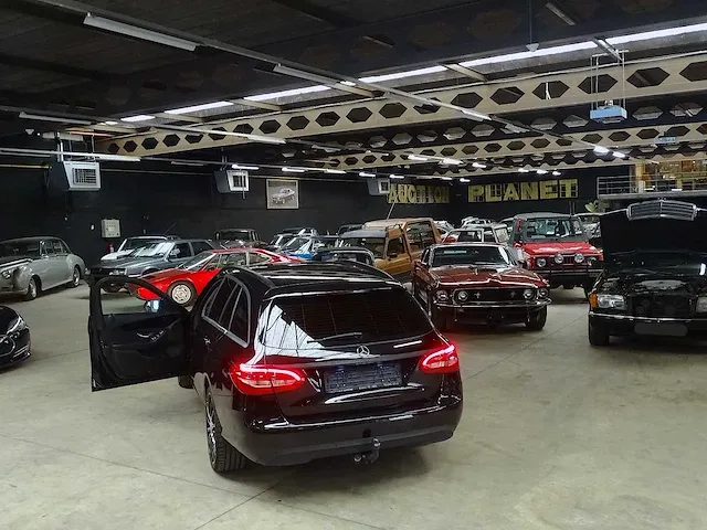 Mercedes-benz c 200d estate - afbeelding 44 van  51
