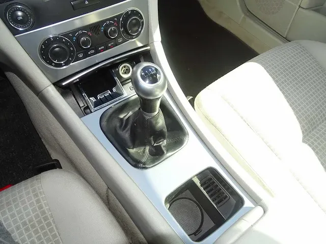 Mercedes-benz c-klasse sportcoupé 180 - afbeelding 27 van  53