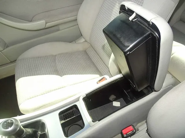 Mercedes-benz c-klasse sportcoupé 180 - afbeelding 28 van  53