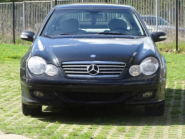 Mercedes-benz c-klasse sportcoupé 180 - afbeelding 50 van  53