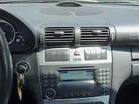 Mercedes-benz c sportcoupé 200 cdi, 72-tb-jk - afbeelding 26 van  50